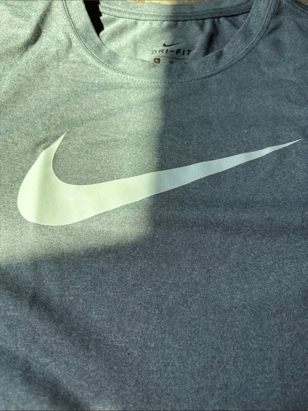 Boys XL Nike Gray Short Sleeve Dri-FIT Performance Tee with White Swoosh